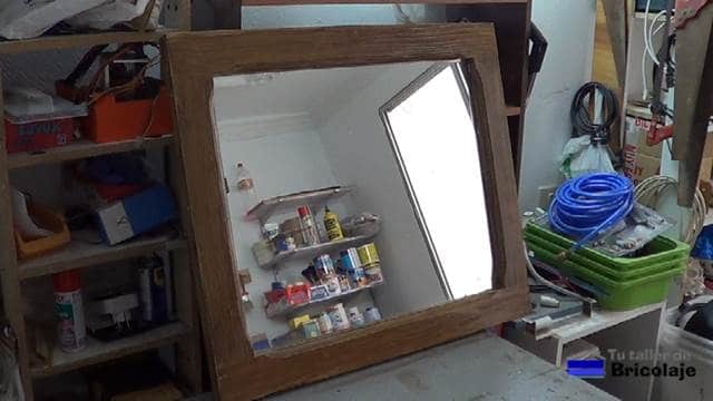 Cómo convertir una ventana a espejo