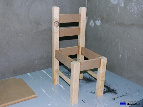 estructura que forma la silla