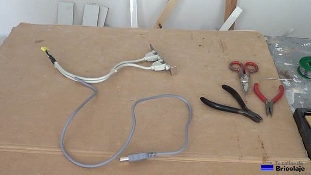 los cables que vamos a usar para hacer el cable usb macho hembra