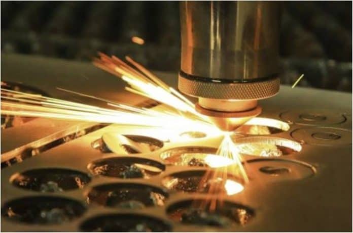 LaserBoost es la empresa l铆der en la fabricaci贸n de piezas de metal a medida